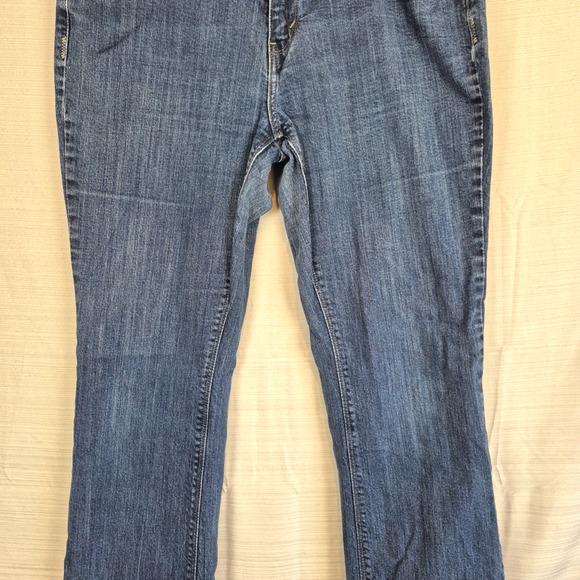 Levis 515 Jeans Womens 14M Bootcut Mid Rise Medium Wash Denim Outdoors Casual - Picture 4 of 16